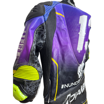 TRAJE PERSONALIZADO - PIEL DE VACA