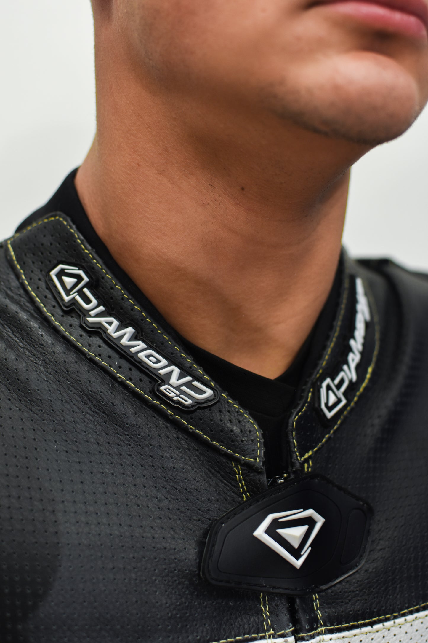 TRAJE PERSONALIZADO - PIEL DE CANGURO