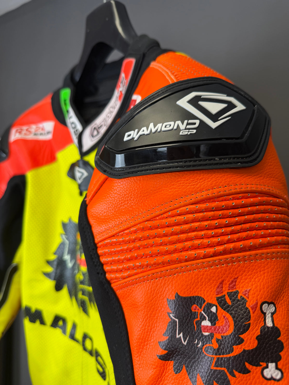 Traje De Cuero GP Pro Personalizado